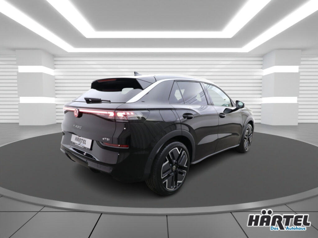 VOLKSWAGEN T-Roc Exposé-Bild 3
