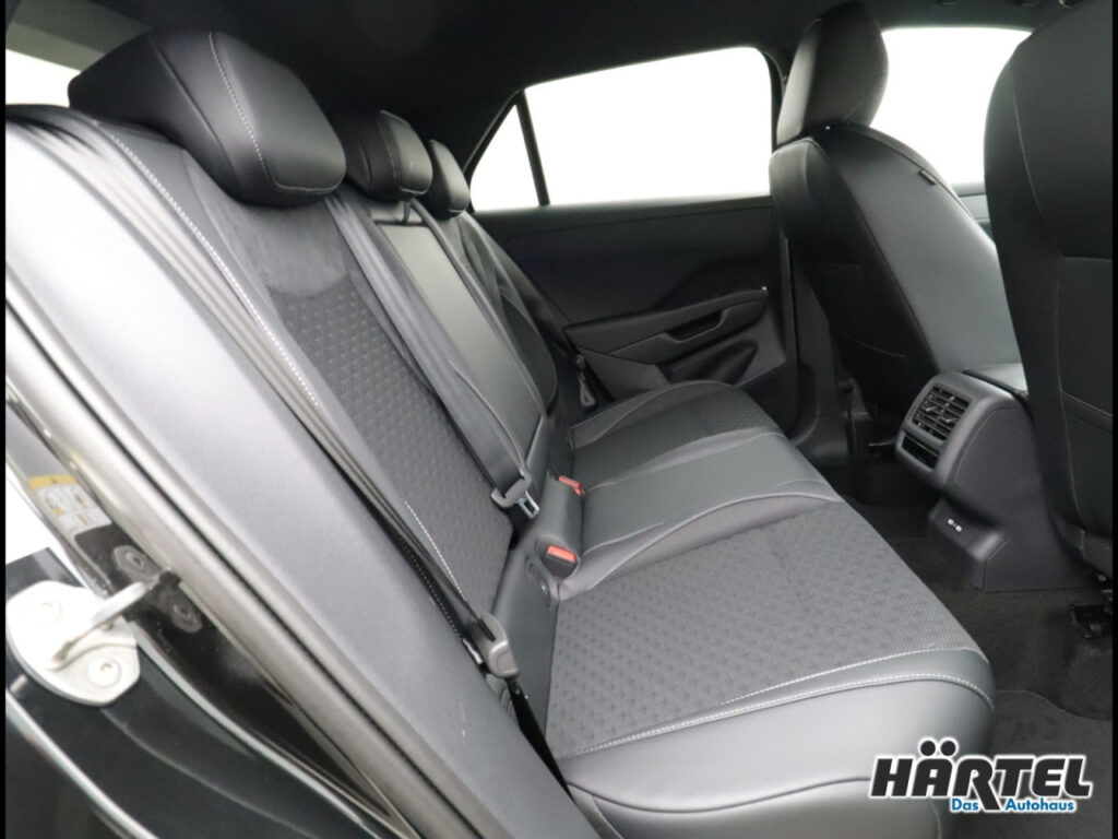VOLKSWAGEN T-Roc Exposé-Bild 7
