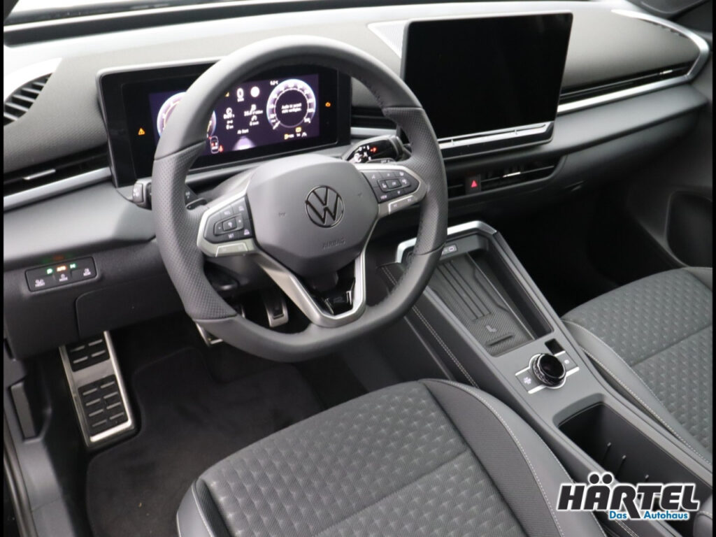 VOLKSWAGEN T-Roc Exposé-Bild 9