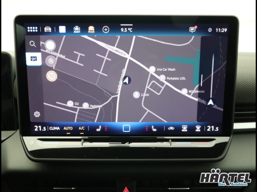 VOLKSWAGEN T-Roc Exposé-Bild 12