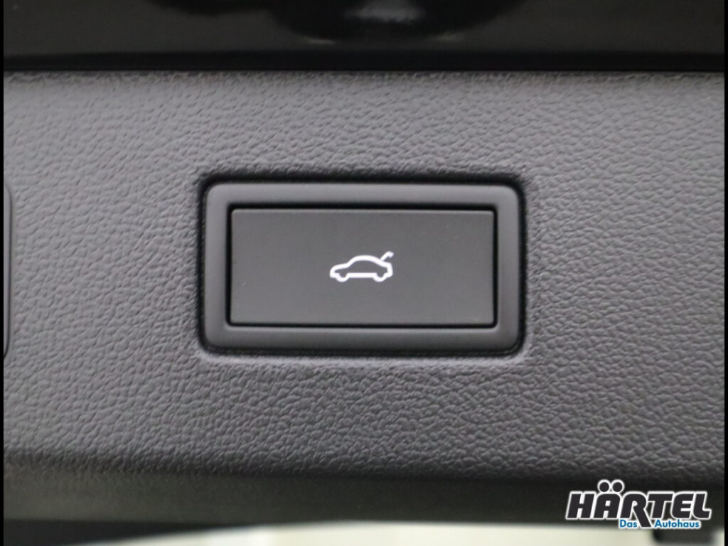 VOLKSWAGEN T-Roc Exposé-Bild 14