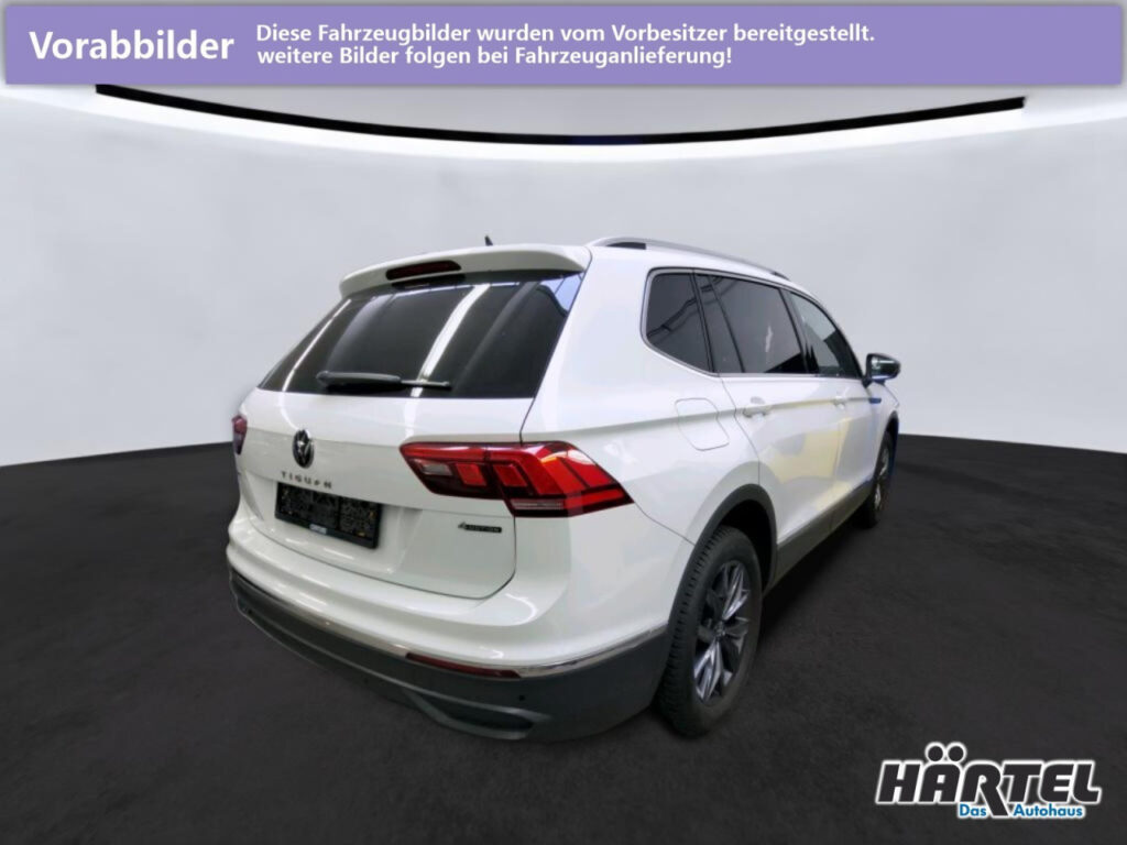 VOLKSWAGEN Tiguan Exposé-Bild 3
